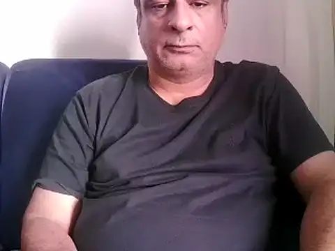 Snapshot of desipapaxxx chatting on 25, 1, 2025 desipapaxxx online show from 25, 1, 2025