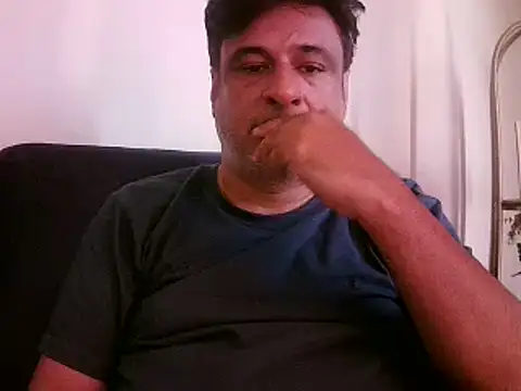 Snapshot of desipapaxxx chatting on 1, 2, 2025 desipapaxxx online show from 1, 2, 2025
