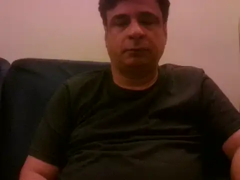 Snapshot of desipapaxxx chatting on 2, 2, 2025 desipapaxxx online show from 2, 2, 2025