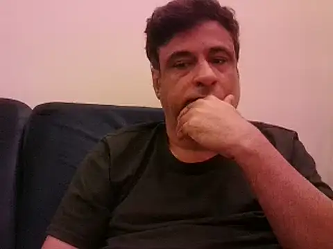Snapshot of desipapaxxx chatting on 4, 2, 2025 desipapaxxx online show from 4, 2, 2025