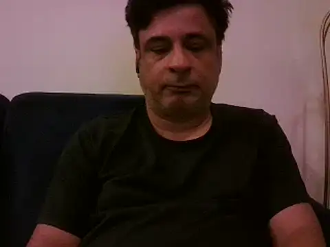 Snapshot of desipapaxxx chatting on 4, 2, 2025 desipapaxxx online show from 4, 2, 2025