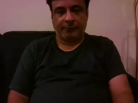 Snapshot of desipapaxxx chatting on 27, 2, 2025 desipapaxxx online show from 27, 2, 2025