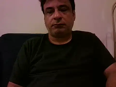 Snapshot of desipapaxxx chatting on 4, 3, 2025 desipapaxxx online show from 4, 3, 2025