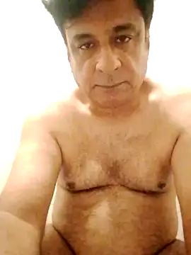 Snapshot of desipapaxxx chatting on 25, 9, 2025 desipapaxxx online show from 25, 9, 2025