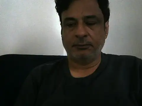 Snapshot of desipapaxxx chatting on 18, 10, 2025 desipapaxxx online show from 18, 10, 2025