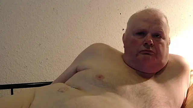 Snapshot of Vandrino chatting on 2, 12, 2024 Vandrino online show from 2, 12, 2024