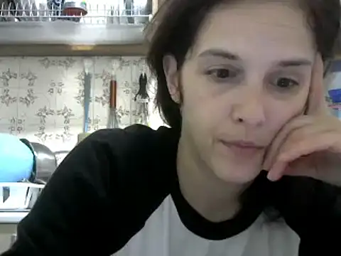 Snapshot of SexxyLety chatting on 1, 2, 2025 SexxyLety online show from 1, 2, 2025