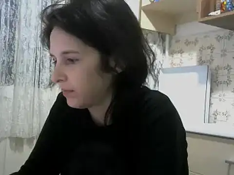 Snapshot of SexxyLety chatting on 5, 3, 2025 SexxyLety online show from 5, 3, 2025