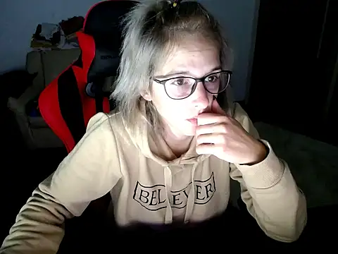 Snapshot of SexxyLety chatting on 1, 10, 2025 SexxyLety online show from 1, 10, 2025