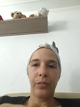 Snapshot of SexxyLety chatting on 12, 10, 2025 SexxyLety online show from 12, 10, 2025