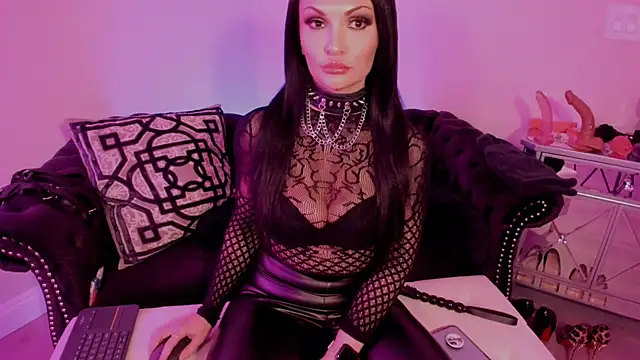 Snapshot of NatashaxoBangs chatting on 24, 2, 2025 NatashaxoBangs online show from 24, 2, 2025