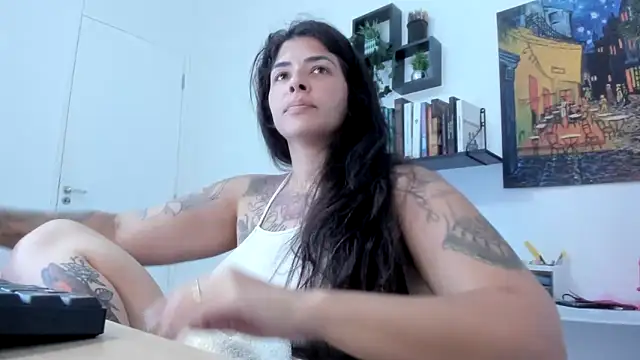 Snapshot of TaliMajesty chatting on 7, 2, 2025 TaliMajesty online show from 7, 2, 2025