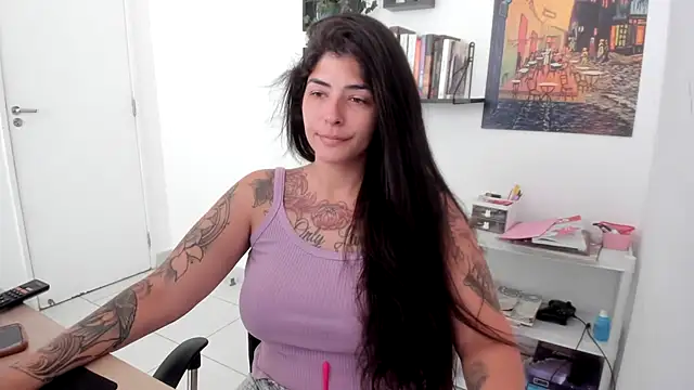 Snapshot of TaliMajesty chatting on 25, 2, 2025 TaliMajesty online show from 25, 2, 2025