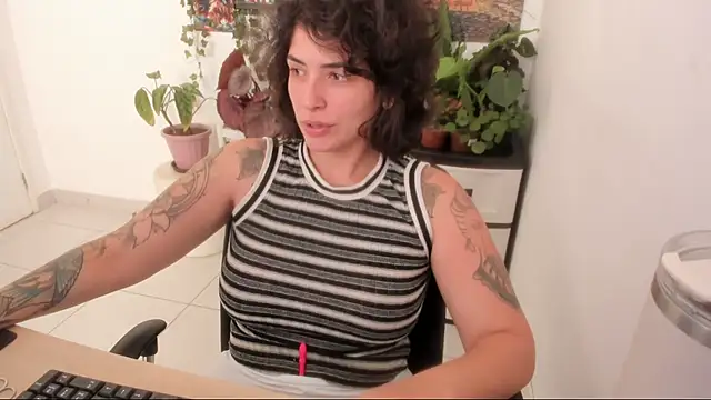 Snapshot of TaliMajesty chatting on 18, 9, 2025 TaliMajesty online show from 18, 9, 2025