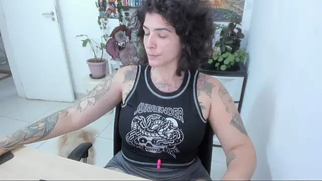 Snapshot of TaliMajesty chatting on 23, 9, 2025 TaliMajesty online show from 23, 9, 2025