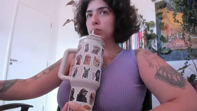 Snapshot of TaliMajesty chatting on 23, 10, 2025 TaliMajesty online show from 23, 10, 2025