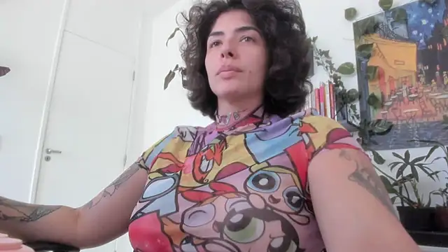 Snapshot of TaliMajesty chatting on 6, 11, 2025 TaliMajesty online show from 6, 11, 2025