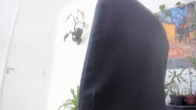 Snapshot of TaliMajesty chatting on 7, 11, 2025 TaliMajesty online show from 7, 11, 2025