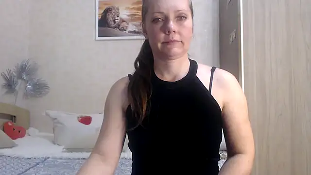 SheLion online show from 14, 12, 2024