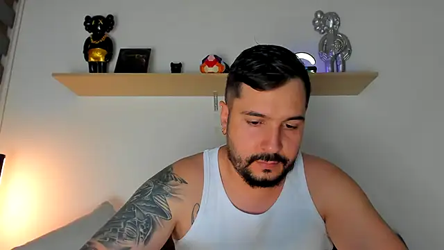 Snapshot of camilo_restrepo21 chatting on 7, 2, 2025 camilo restrepo21 online show from 7, 2, 2025