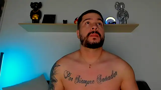 Snapshot of camilo_restrepo21 chatting on 28, 2, 2025 camilo restrepo21 online show from 28, 2, 2025