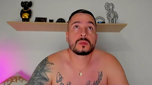 Snapshot of camilo_restrepo21 chatting on 10, 9, 2025 camilo restrepo21 online show from 10, 9, 2025