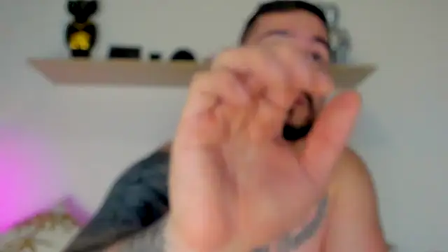 Snapshot of camilo_restrepo21 chatting on 3, 10, 2025 camilo restrepo21 online show from 3, 10, 2025