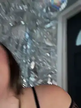 lovely beast online show from 15, 1, 2026