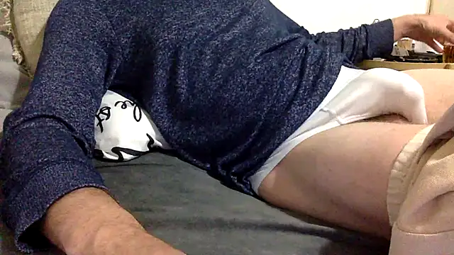 Snapshot of BADGUY2021 chatting on 14, 12, 2025 BADGUY2021 online show from 14, 12, 2025