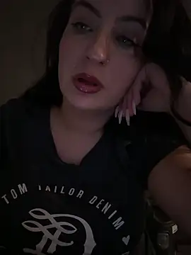 itsCassie online show from 16, 3, 2025