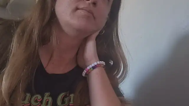 Snapshot of MissMera chatting on 3, 12, 2024 MissMera online show from 3, 12, 2024