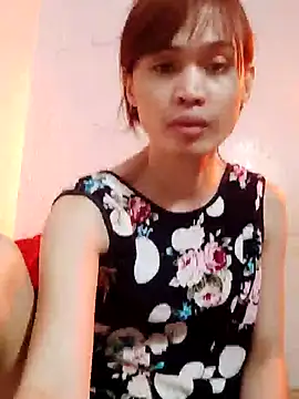 QueenSoreal online show from 5, 2, 2025