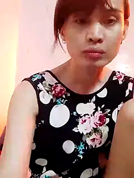 QueenSoreal online show from 5, 2, 2025