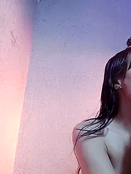 QueenSoreal online show from 7, 3, 2025