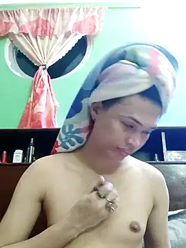 QueenSoreal online show from 22, 10, 2025