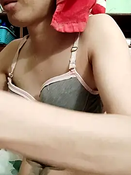 Snapshot of QueenSoreal chatting on 11, 3, 2026 QueenSoreal online show from 11, 3, 2026
