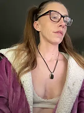 Heidi Harper online show from 3, 1, 2025