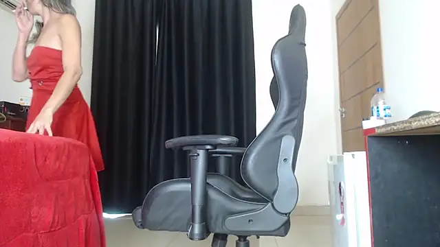 lettylatinaxh online show from 6, 3, 2026