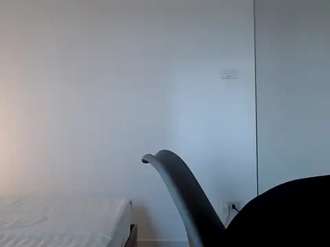 Snapshot of nareethai chatting on 7, 10, 2025 nareethai online show from 7, 10, 2025