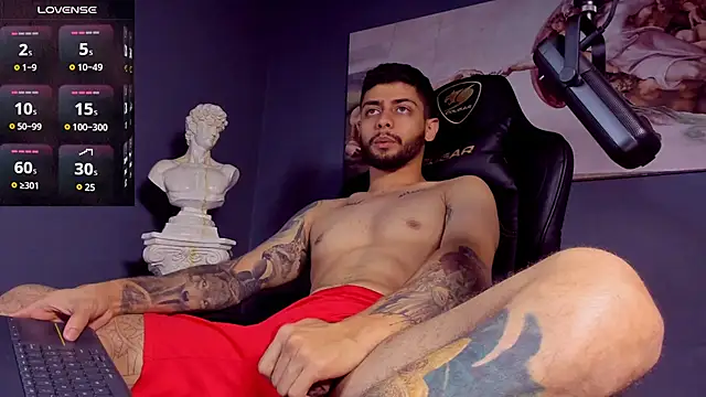 Snapshot of alessandro_duty chatting on 12, 3, 2025 alessandro duty online show from 12, 3, 2025