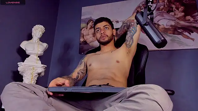 Snapshot of alessandro_duty chatting on 18, 3, 2025 alessandro duty online show from 18, 3, 2025