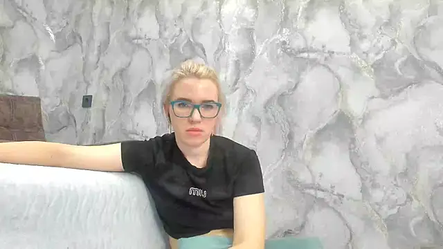 Snapshot of succubus chatting on 16, 3, 2025 succubus online show from 16, 3, 2025