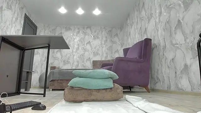 Snapshot of succubus chatting on 3, 12, 2025 succubus online show from 3, 12, 2025