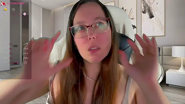 Snapshot of Victoria_Romans chatting on 14, 10, 2025 Victoria Romans online show from 14, 10, 2025
