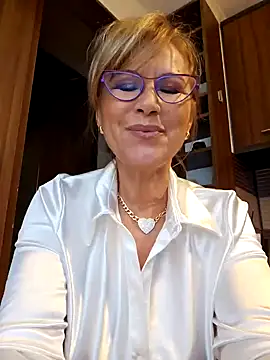 Snapshot of elacoquette chatting on 19, 1, 2025 elacoquette online show from 19, 1, 2025