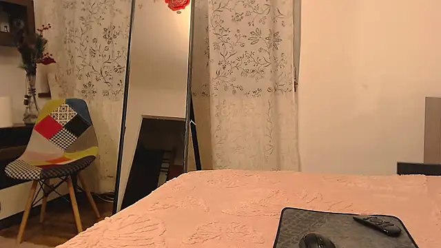 Snapshot of elacoquette chatting on 15, 10, 2025 elacoquette online show from 15, 10, 2025