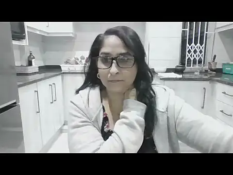 Snapshot of Indiankushy chatting on 19, 6, 2026 Indiankushy online show from 19, 6, 2026