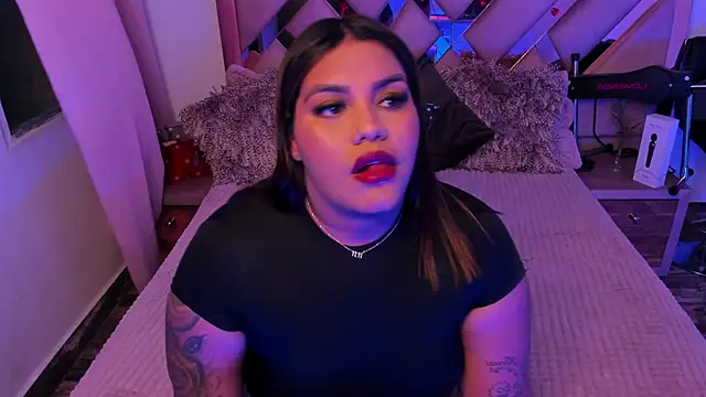 Snapshot of Victoria14_ chatting on 23, 2, 2025 Victoria14 online show from 23, 2, 2025