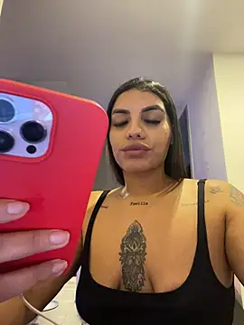 Snapshot of Victoria14_ chatting on 23, 10, 2025 Victoria14 online show from 23, 10, 2025