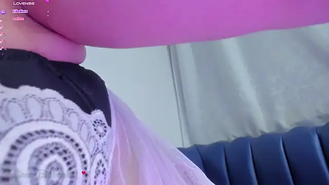 Juliana bigboobs online show from 18, 12, 2025